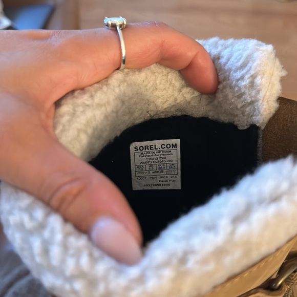 Waterproof Sorel snow boots - Picture 7 of 7